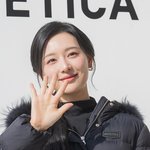 [현장포토] "블랙 퀸지원"...김지원, 우아한 <b>미소</b>