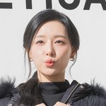 [현장포토] "핫키스, 100<b>도씨</b>"...김지원, 추위 잊는 애교