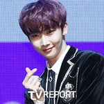 [모두드루와] 베리베리 <b>호영</b>, 불안 증세로 활동 중단→복귀 없이...