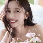 'LCK 여신' 윤수빈, 12월의 신부 된다…비연예인과 결혼 발표...