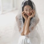 결혼으로 인생 2막 열었다 “<b>신랑</b>은 늘 웃게 되고 다정한 사람”(전문)