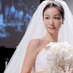 '결혼' 김옥빈, 다이아몬드 반지 반짝 반짝……비연예인 남편은 '비공개'