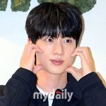 BTS 진에 '기습 입맞춤'…日 50대 여성, 강제추행 혐의 재판행...
