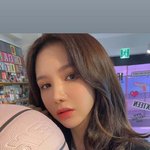 애프터스쿨 <b>정아</b>, 5살 연하 정창영 향한 악플에 일침 “기다려주길”