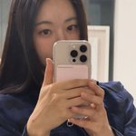 47세 김사랑, 거울 셀카 찰칵…여전한 <b>미모</b>