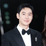 <b>청룡</b> 레드카펫 이제훈