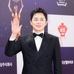 <b>청룡</b> 레드카펫 조정석