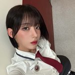 하지원, 교복도 못 가린 탄탄 몸매…아이돌 <b>센터</b>급 비주얼