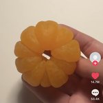친구가 <b>너</b>한테 귤 이렇게까주면 먹음?
