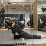 “기분 좋아짐 주의”…윤은혜, 야간 운동→<b>유연</b>한 스트레칭 인증