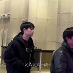 <b>SM</b> 출근하는 중, 역시 아이돌이 맞긴 맞네