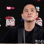 왜 여기서 나와…23년 만에 '<b>기습</b>' 국내 활동 [엑's 이슈]