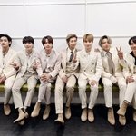 방탄_ Let’s <b>BTS</b>! #LetsBTS #<b>방탄소년단</b> #핫백1위그래...