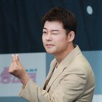 전현무, <b>대선배</b> 반대 뚫고 KBS 퇴사 결심..김동건 "말렸는...