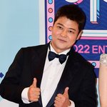 "KBS <b>퇴사</b> 전 전현무 프리 선언 말렸다"…'연대 출신' 유명...