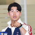 김선생에 결국 고개 숙였다 “<b>미숙</b>한 언행과 태도 죄송” [종합]