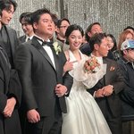 이장우·조혜원, 7년 연애 끝 결혼…'<b>호두과자</b> 부케' 들었다