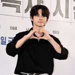 [공식] <b>옹성우</b>, 워너원 해체 6년 됐는데…한예종 출신 20대 여배우와...