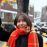 [SCin스타]‘마이큐’ 김나영, B사 <b>머플러</b> 두르고 아들과 여유 가득...