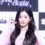 [모두드루와] [현장포토] "청순 혹은 도도"...김유연, 분위기 <b>미녀</b>