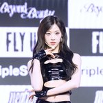 [현장포토] "시.선.강.탈"...니엔, <b>워너비</b> 핫바디