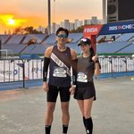  '마라토너' 입양 딸 <b>격려</b> "엄마·아빠로 불러줘서 고마워"