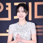 내년에 하나 더" <b>윤진</b>이, 2세 딸 '100만원대' 명품 패딩...