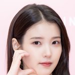 [현장포토] "두근두근 설렌다"…아이유, 러블리 볼하트