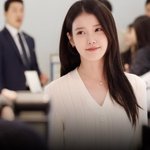 아이유, 레전드 찍은 <b>미모</b> [TV10]