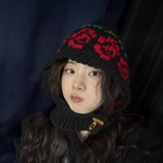 시장 나들이가 이렇게 설렐 일? <b>크리스마스</b> 가게에서 '첫사랑 재현'