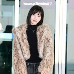 [모두드루와] 크러쉬 레드벨벳 조이 ‘운동화 신어도 완벽 비율’ [<b>MK</b>포토]