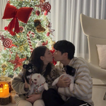 신혼부부다운 달달한 입맞춤…"<b>크리스마스</b> 분위기 너무 설렘" [해시태그]