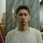 <b>타블로</b> 손잡은 조이 크러쉬, 내적댄스 부르는 서머 파티송 ‘오하...