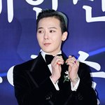 대상 탄 <b>지드래곤</b>, 결국 대참사 났다…라이브 논란 8개월 만에 또...