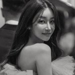 AOA 출신 <b>유나</b>, 엄마 됐다 “세상에 태어난 걸 환영해”