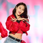 'AOA 출신' <b>유나</b>, 결혼 1년만 경사…신생아 사진 올리며 '엄마'된...