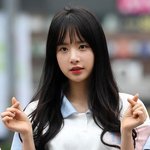 [19] 진지하게 이 얼굴 예쁜거야....?