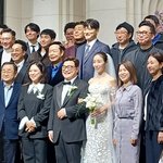 [단독]"우정으로 남는다" 윤정수 옆 지킨 김숙..결혼식 하객...