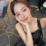 이나경, 얇은 끈 나시에 드러난 쇄골 라인…<b>민낯</b>도 청초한 여신 미모