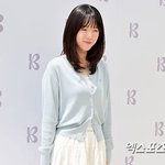 지예은, 풀린 눈에 <b>창백</b>한 얼굴 어쩌나…갑상선 질환 후유증 '컨디션...