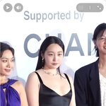 이 <b>여자</b> 누군데?
