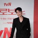 ‘최수영’ 정경호, 날짜 <b>농담</b>에 화들짝 “쓸데없는 소리”(‘프로보노’)