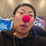 “빨간 <b>코로</b> 웃음 장전”…박명수, 겨울 라디오→즉석 개구쟁이 변신