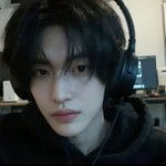 이 얼굴로 살면 무슨 기분일까