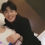 차은우 <b>눈웃음</b> 옛날이 낫지 않냐??