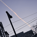 SBS에서는 하늘에서 섬광 현상, <b>발광</b> 비행 물체 목격 제보를 기다립니다