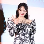 [포토] 신민아 '김우빈이 반한 <b>미소</b>'