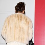 아이들 <b>민니</b>, 너무 짧은 원피스…엉덩이 시리겠어!