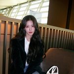 미연, 가을 거리서 찍은 '현실 여친짤'…카메라 든 모습도 <b>설레</b>