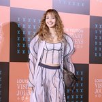 <b>블랙핑크</b> 리사, '재벌 남친' 가문 브랜드 행사 참석…파격 시스루...